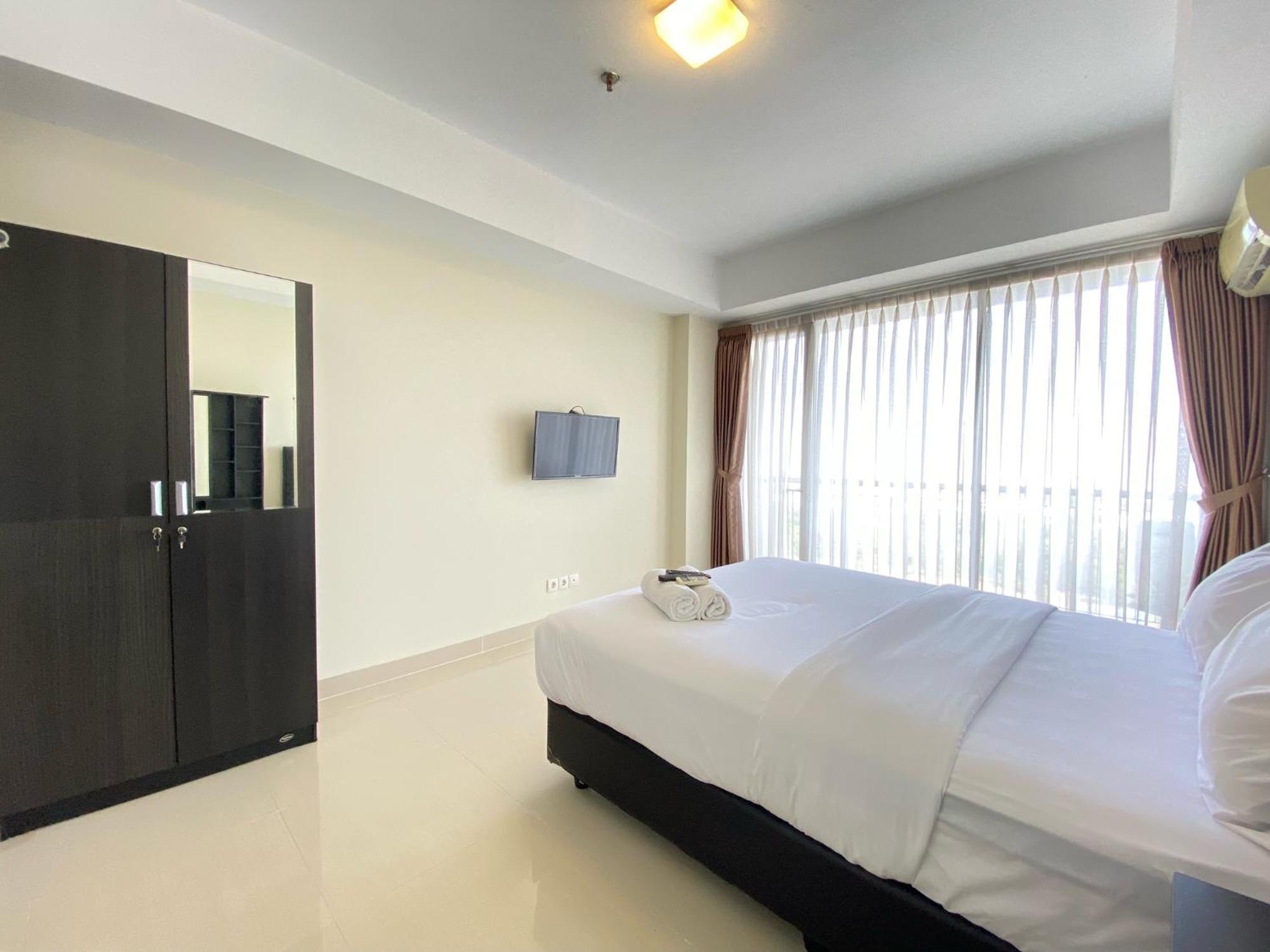 Cozy At Beverly Dago By Travelio Bandung